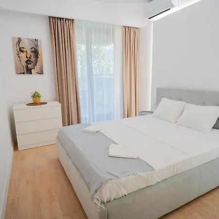 Serenade By Politehnica Park: Modern 2br With View Bucharest