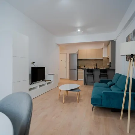 Serenade By Politehnica Park: Modern 2br With View Apartment *