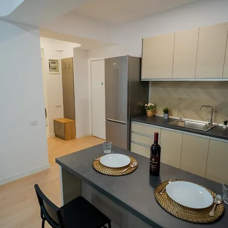 Apartment Serenade By Politehnica Park: Modern 2br With View