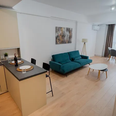Serenade By Politehnica Park: Modern 2br With View Apartment Bucharest