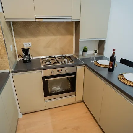 Serenade By Politehnica Park: Modern 2br With View